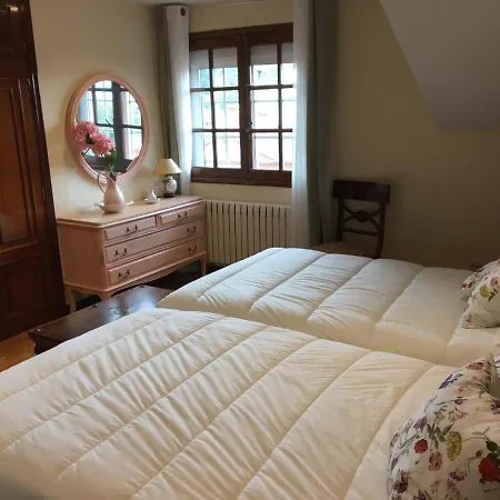 Сasa de vacaciones Casa Eudosia Con Jardín Y Barbacoa *